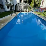 Klimatyzowany Przy Plazy - 2 Sypialnie, Basen, Garaz, 4 Pory Roku Appartement