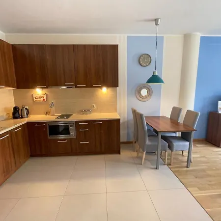 Klimatyzowany Przy Plazy - 2 Sypialnie, Basen, Garaz, 4 Pory Roku Apartamento