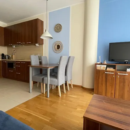 Klimatyzowany Przy Plazy - 2 Sypialnie, Basen, Garaz, 4 Pory Roku Appartement