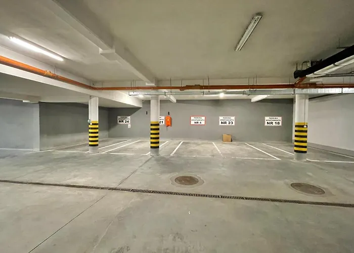 Klimatyzowany Przy Plazy - 2 Sypialnie, Basen, Garaz, 4 Pory Roku * Jastrzębia Góra