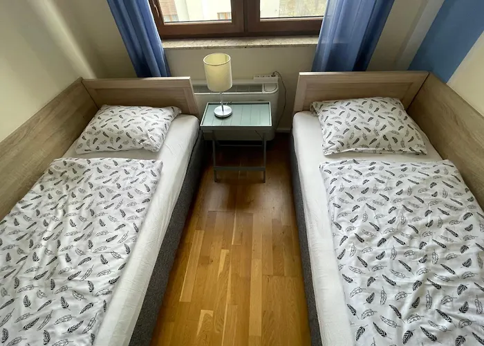 Apartmán Klimatyzowany Przy Plazy - 2 Sypialnie, Basen, Garaz, 4 Pory Roku *