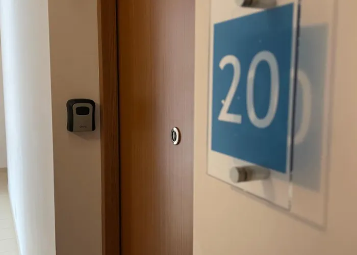 Klimatyzowany Przy Plazy - 2 Sypialnie, Basen, Garaz, 4 Pory Roku Apartmán