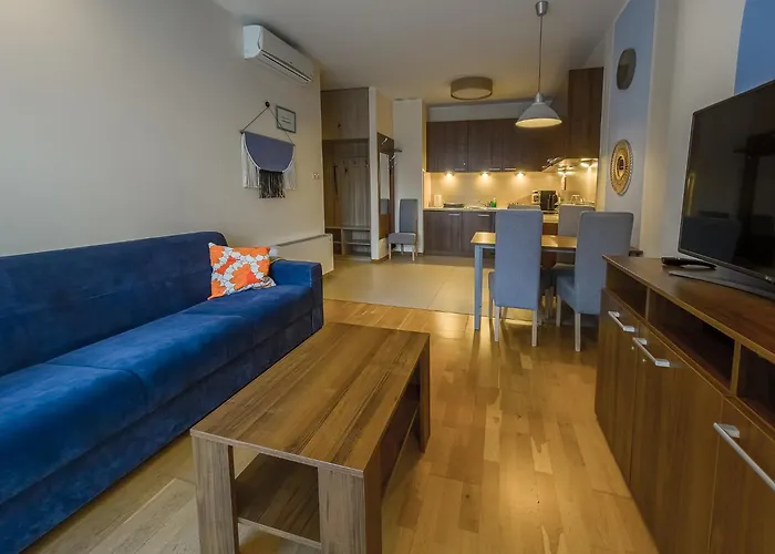 Klimatyzowany Przy Plazy - 2 Sypialnie, Basen, Garaz, 4 Pory Roku Apartmán