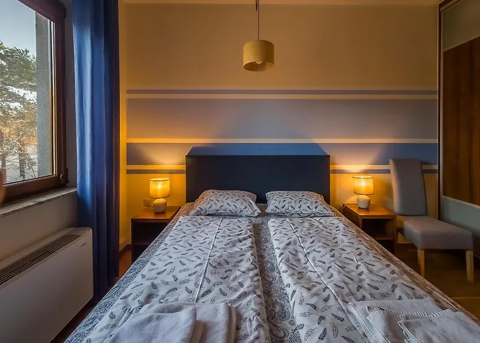 Apartmán Klimatyzowany Przy Plazy - 2 Sypialnie, Basen, Garaz, 4 Pory Roku *